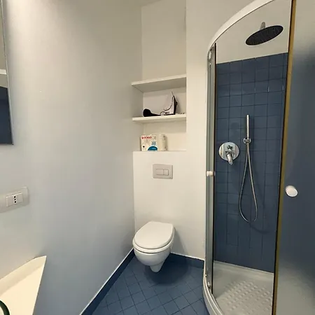 Appartamento E Spazioso Con 3 Camere, 3 Bagni E Terrazzo