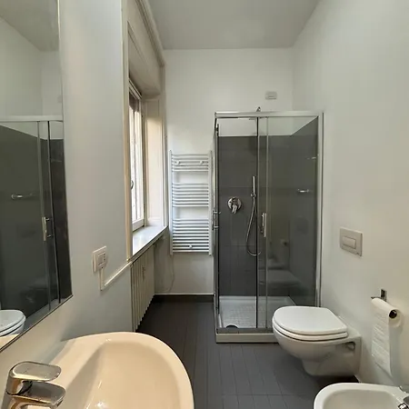 E Spazioso Con 3 Camere, 3 Bagni E Terrazzo Appartamento