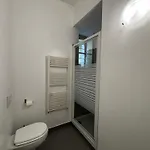 E Spazioso Con 3 Camere, 3 Bagni E Terrazzo * Bergamo