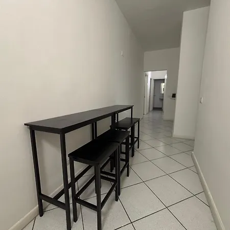 公寓 E Spazioso Con 3 Camere, 3 Bagni E Terrazzo