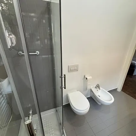 E Spazioso Con 3 Camere, 3 Bagni E Terrazzo 贝尔加莫